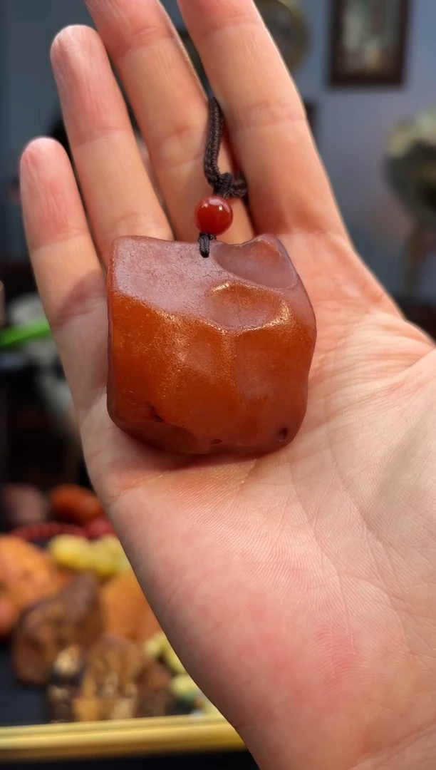 琥珀颈饰未镶嵌吊坠