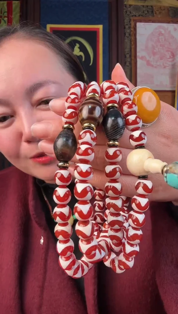 无非金属藏地红的古串