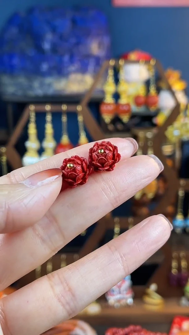 【闪购商品】红红莲花珐琅耳钉