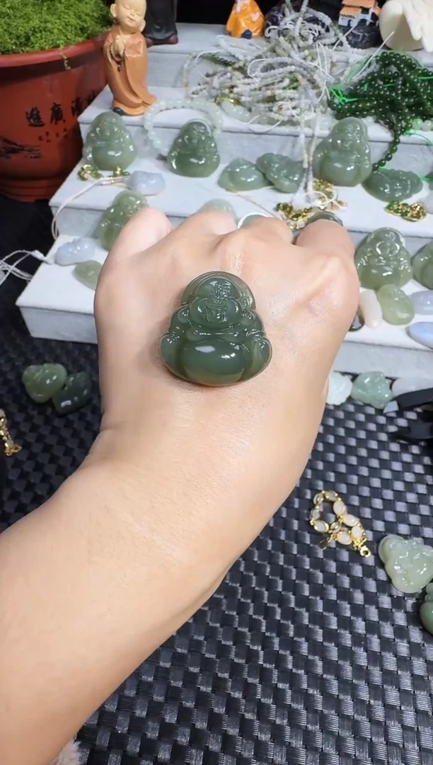 颈饰未镶嵌和田玉30佛公