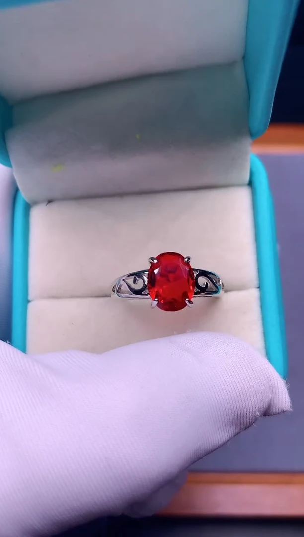 【闪购商品】红宝石戒指银S925镶嵌............