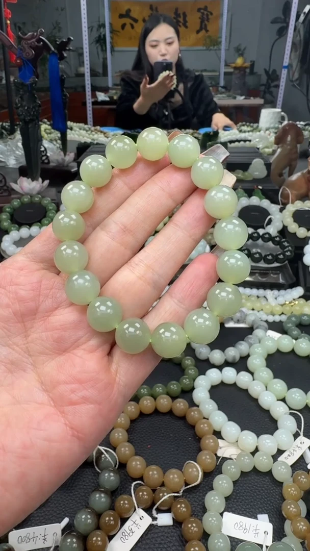 未镶嵌手串和田玉冰晴水卡12