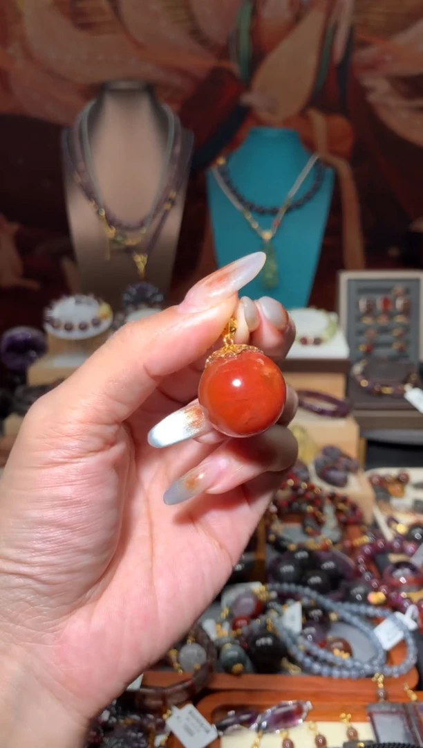 颈饰未镶嵌水晶红极光玉化眼单珠吊坠22+mm