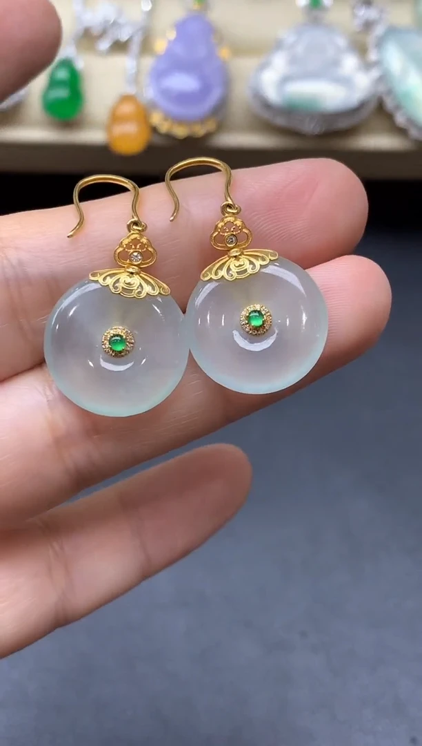 翡翠18K金镶嵌颈饰169-中国好珍宝