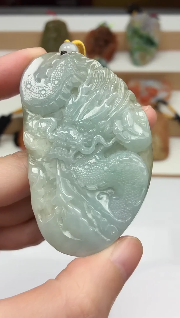 颈饰未镶嵌翡翠牌子