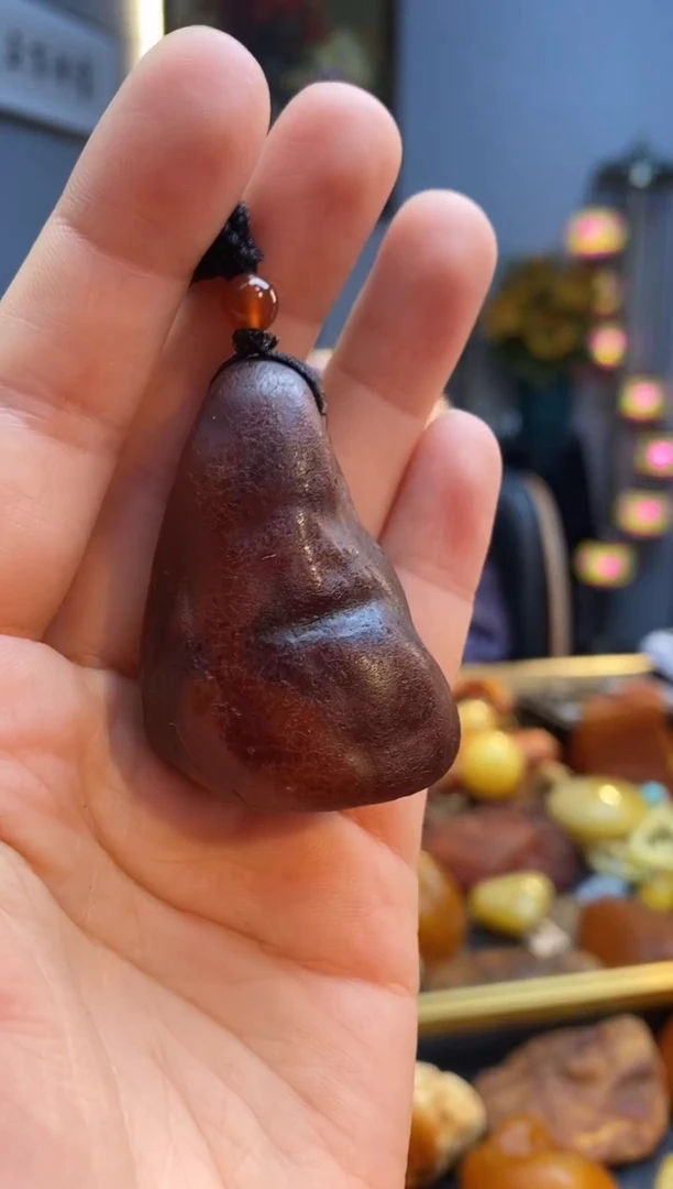 琥珀颈饰未镶嵌吊坠
