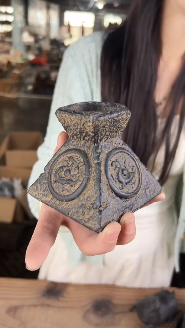 陶土【闪购商品】- 四灵烛台