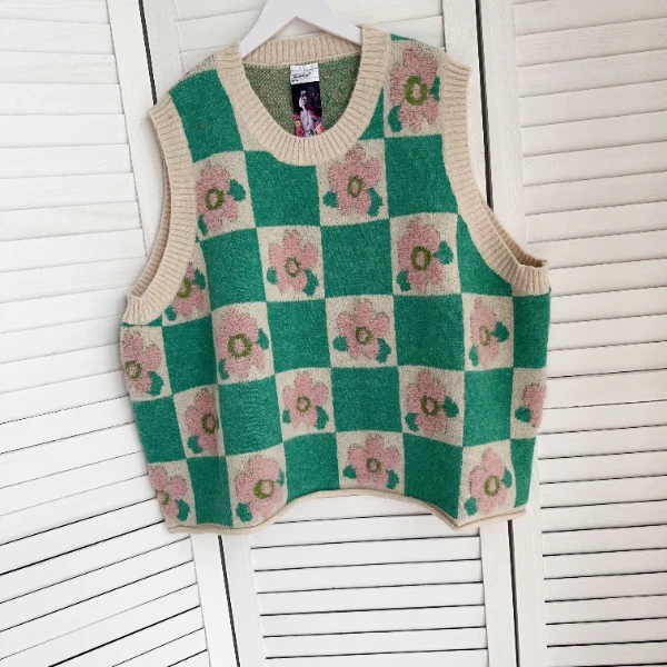 可衣【棋盘花】春立体花朵大版马甲