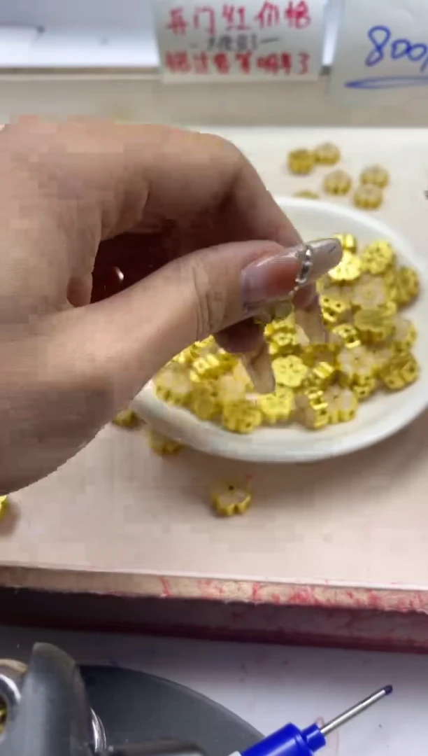 【闪购商品】和田玉颈饰银S800镶嵌x780白玉四叶草*3颗