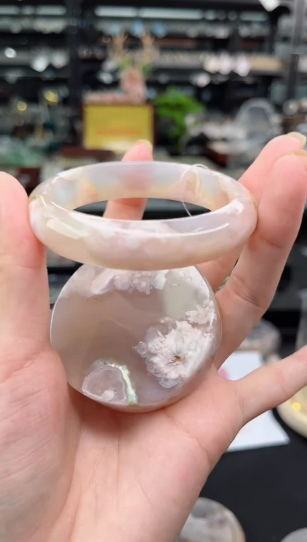 【闪购商品】石英质玉手镯未镶嵌55圈口（赠品镯心）3567245