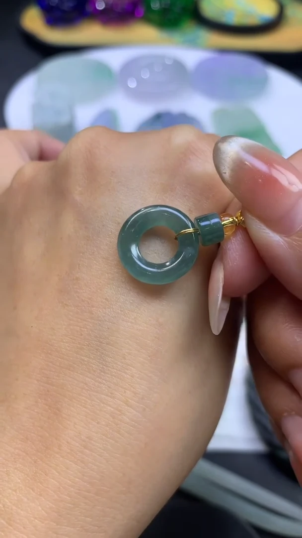 【闪购商品】翡翠颈饰14K金镶嵌翡翠