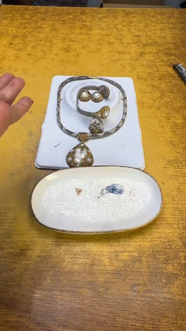 瓷器瓷器瑕疵破破102