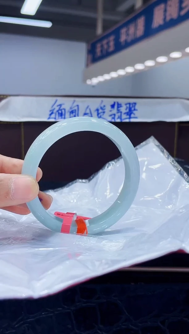 未镶嵌手镯翡翠6