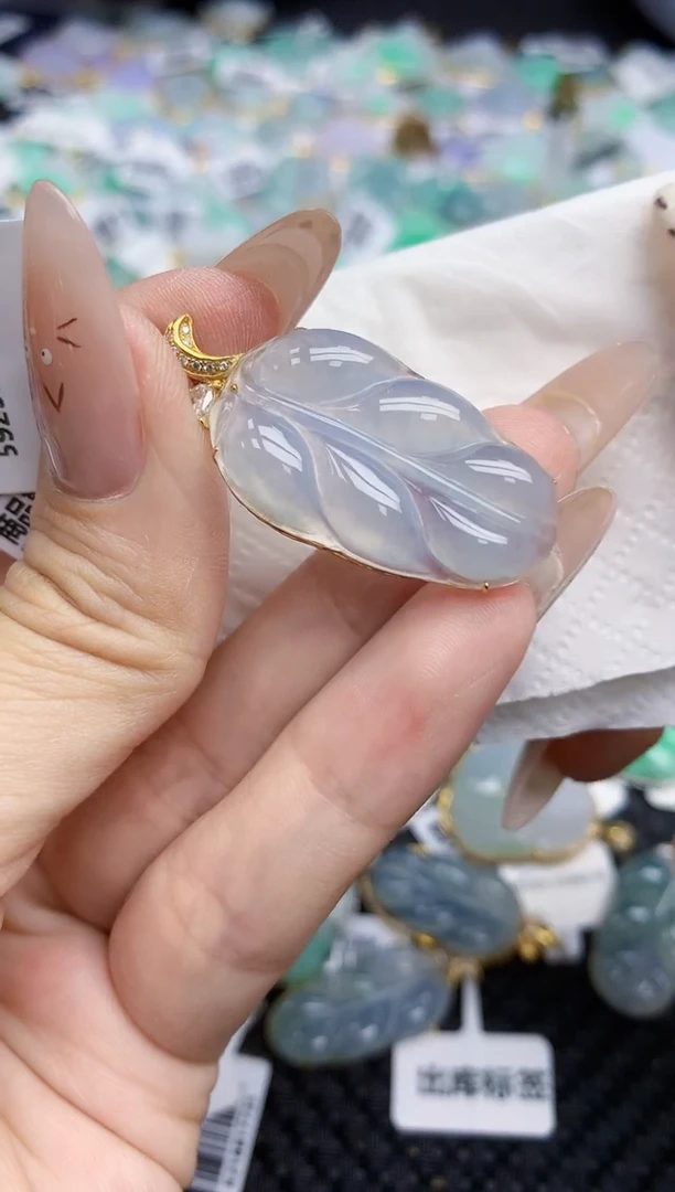 翡翠18K金镶嵌颈饰487   天然翡翠A货