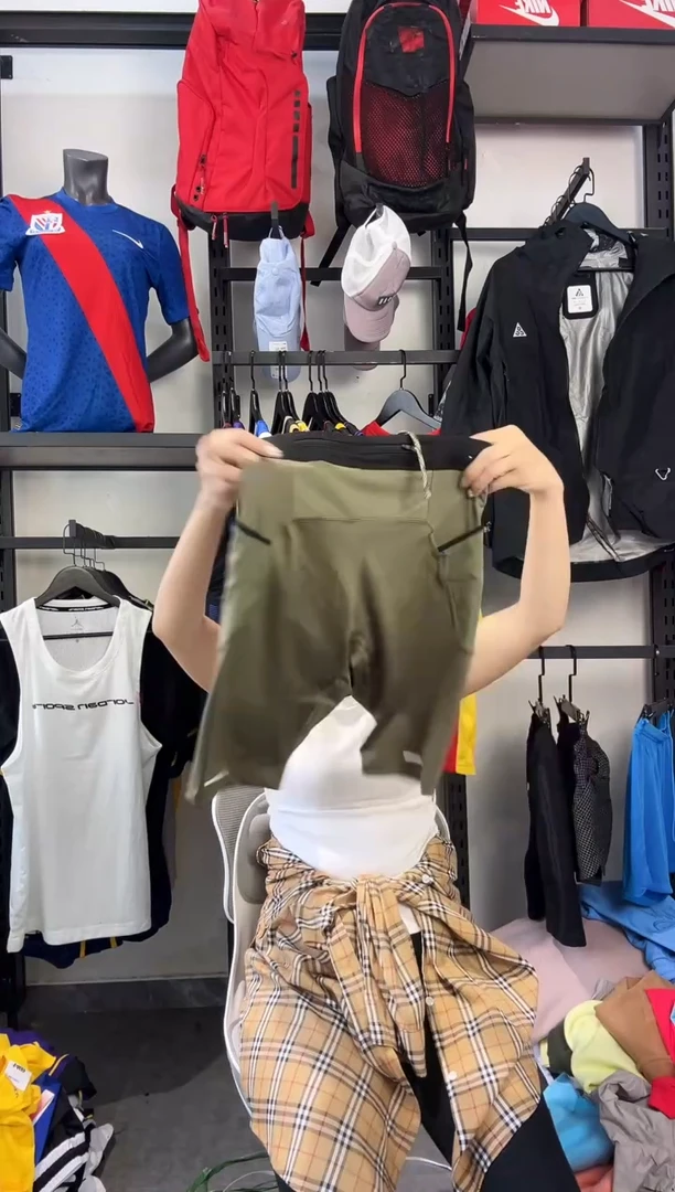 571编码 瑕疵款直播间过款为准 尺码s