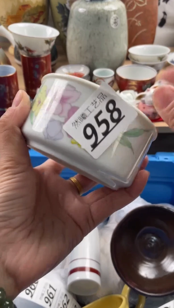 【闪购商品】瓷片958然曦海外工艺品****