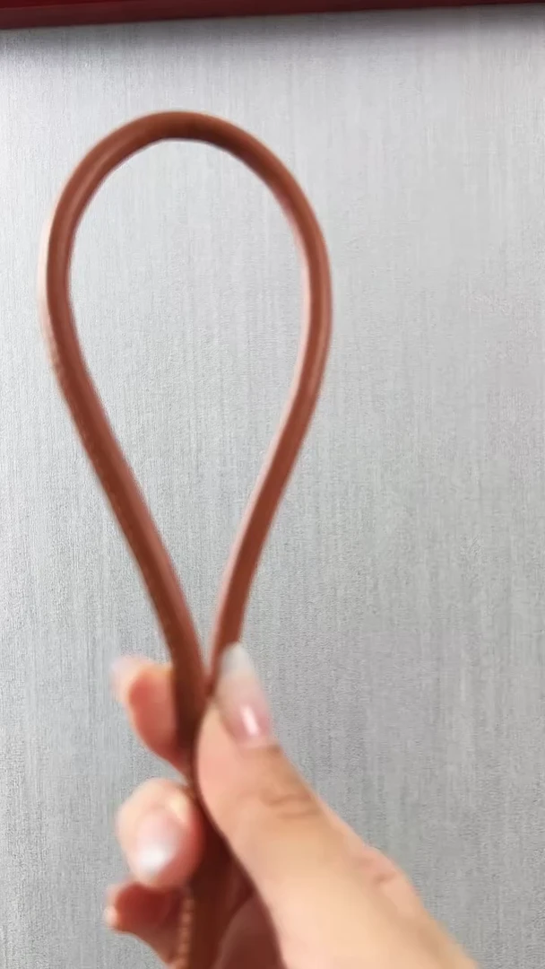 翡翠未镶嵌颈饰咖色链子