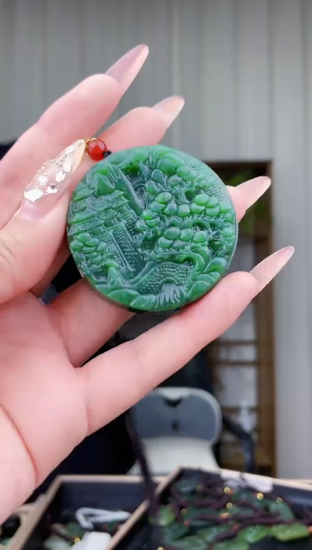 【闪购商品】和田玉挂件未镶嵌拍一发一，多样性发货！