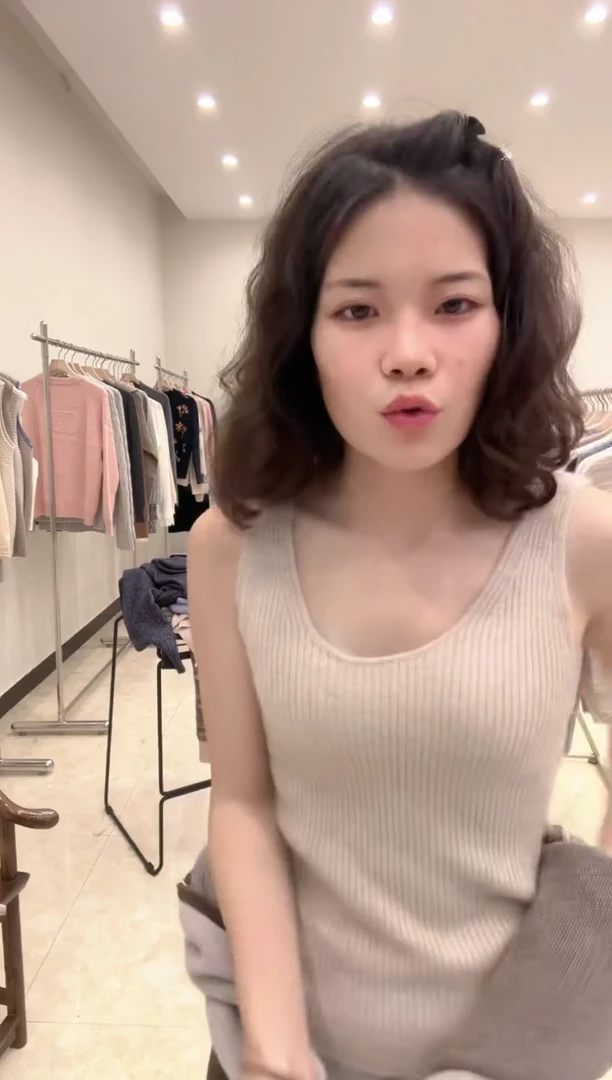 山羊绒 康赛尼baby绒 新款吊带