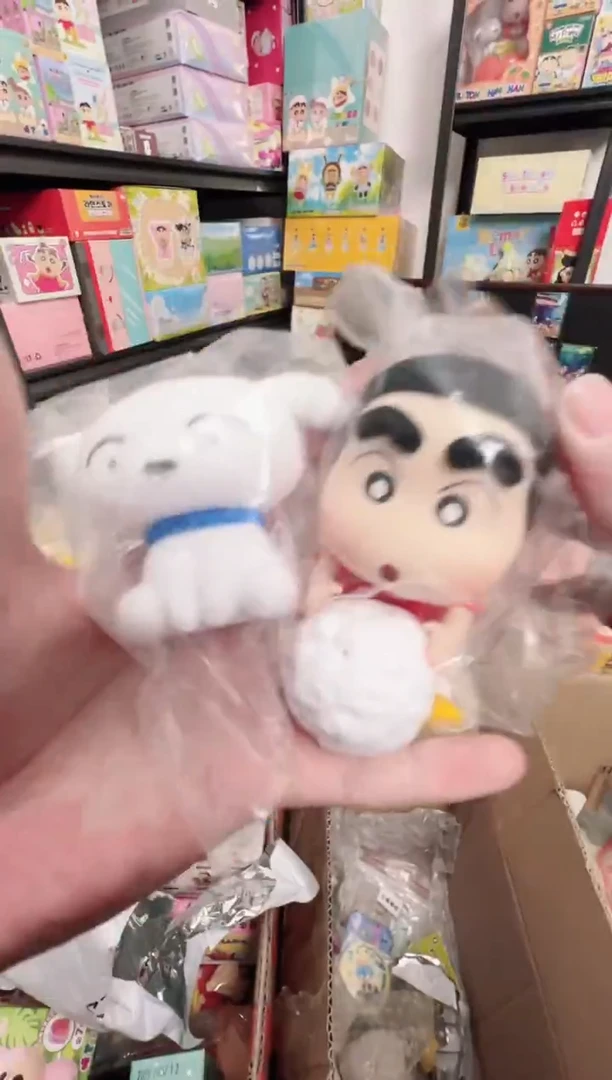 搪胶正版蜡笔小新野原小白的日常雪球款