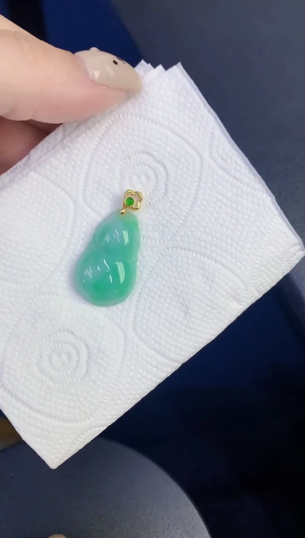 颈饰未镶嵌翡翠缅甸天然翡翠A货