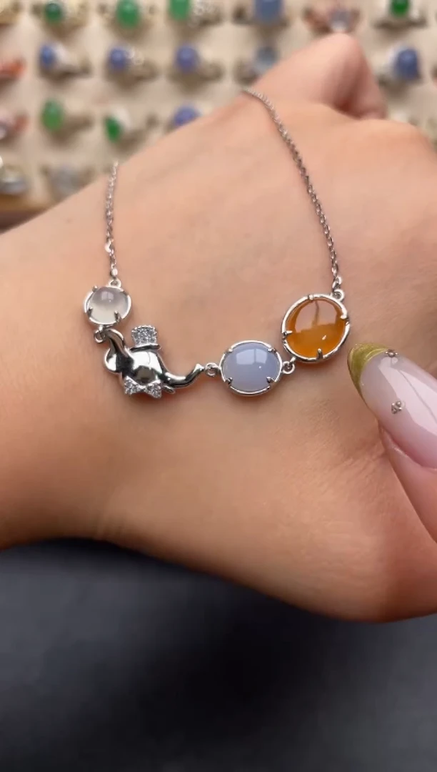 未镶嵌戒指翡翠一物一证一礼盒