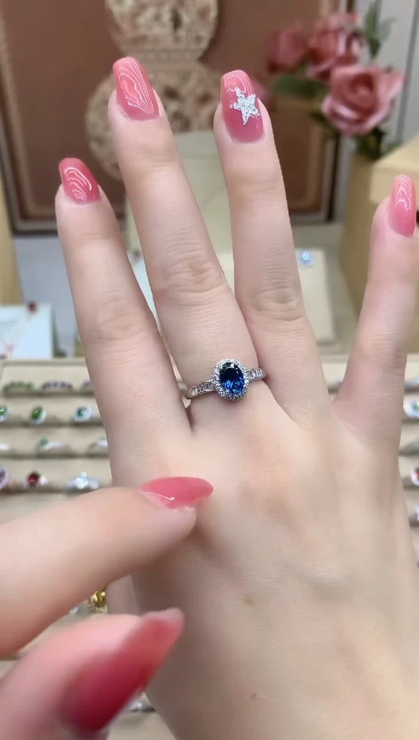 银S925镶嵌戒指托帕石茉莉伦敦蓝托帕石戒指