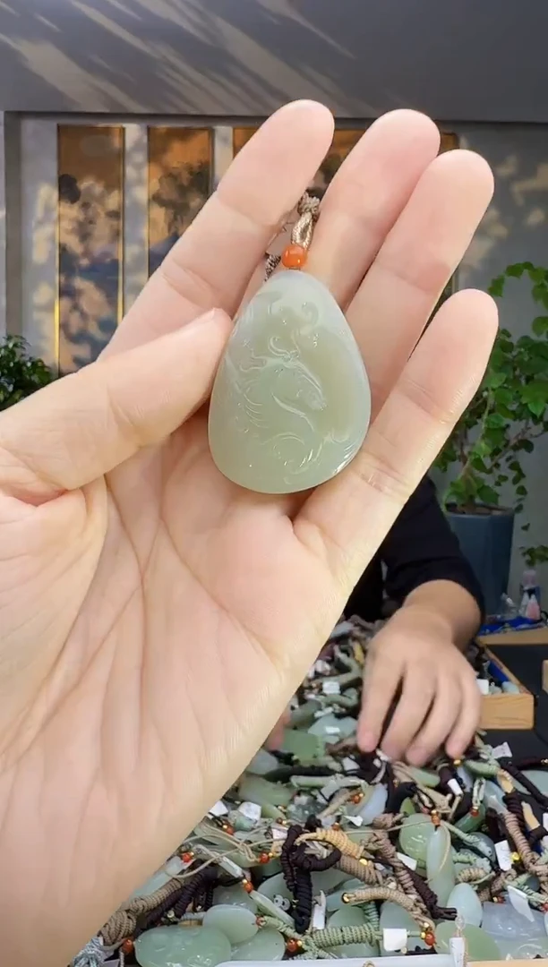 未镶嵌和田玉挂件拍一发一