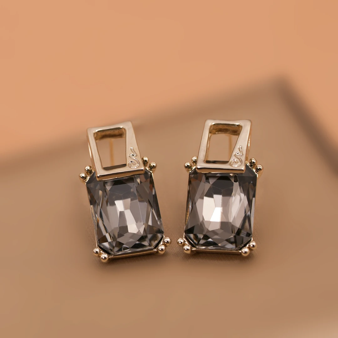 铜合金合成锆石耳饰 复古长款耳环女方形简约气质韩国网红耳坠ins