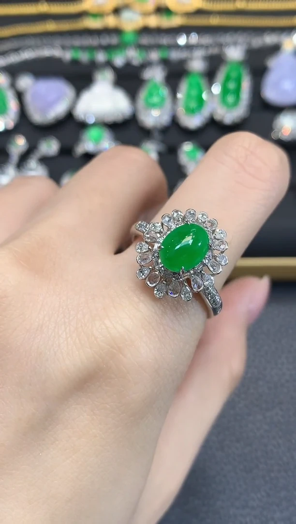 18K金镶嵌戒指翡翠C45