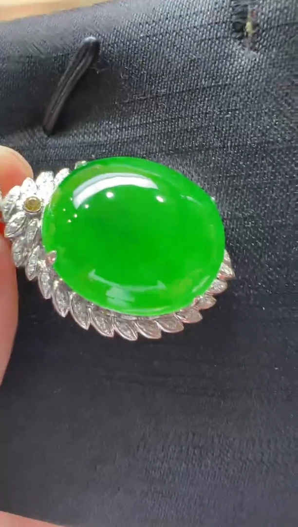 【闪购商品】翡翠吊坠(不含链)18K金镶嵌多样性发货拍一发一