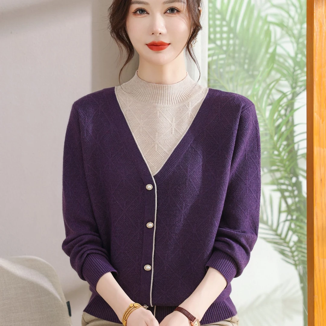 2025新款妈妈秋装半高领套头针织衫中老年女秋季假两件毛衣打底衫