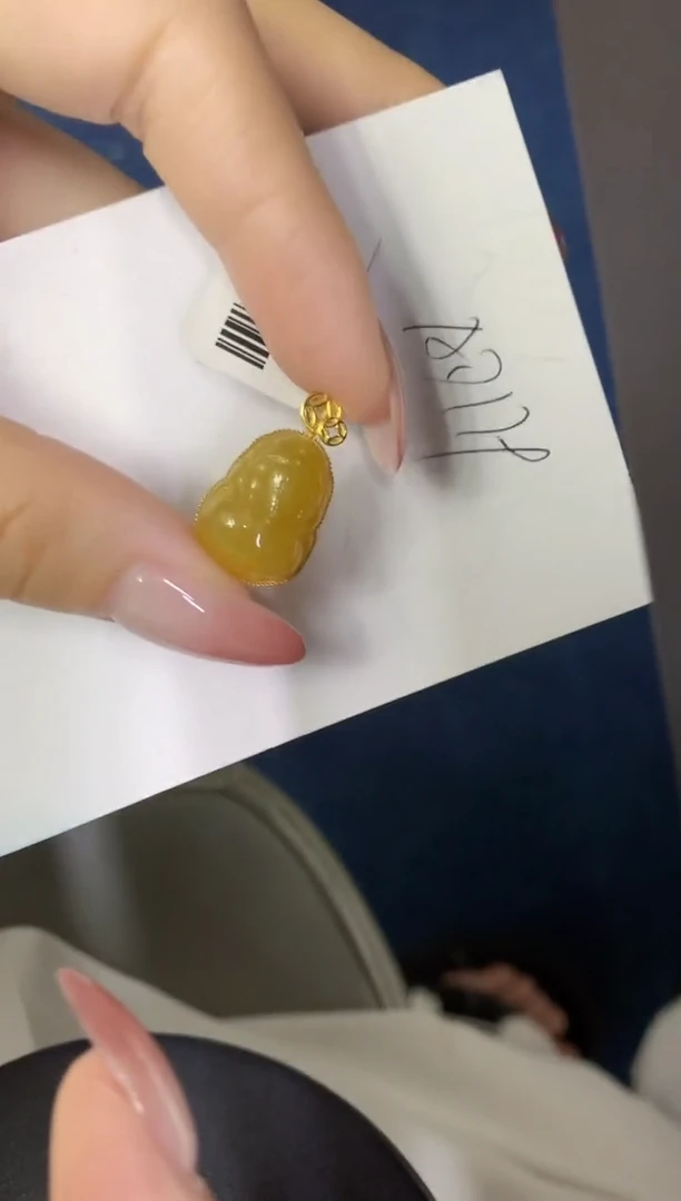 翡翠18K金镶嵌颈饰缅甸天然翡翠A货