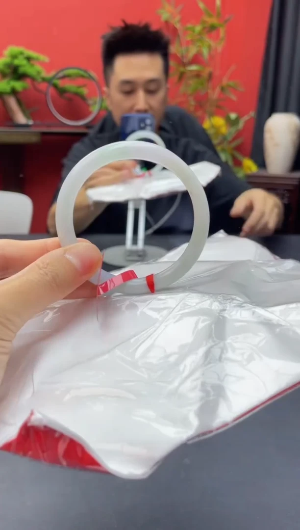 未镶嵌手镯翡翠7