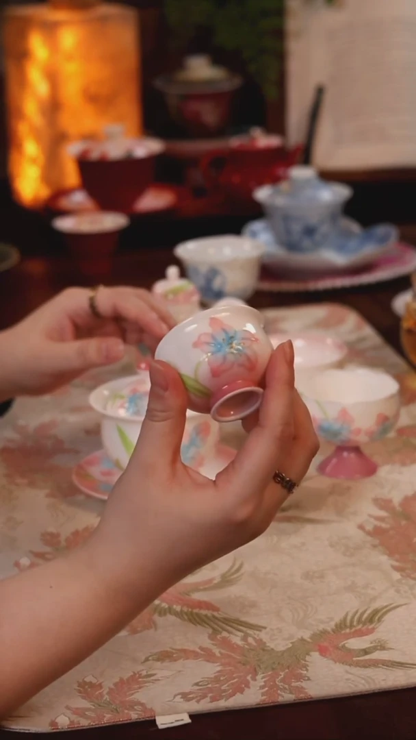 露染牡丹小茶杯 哈哈哈