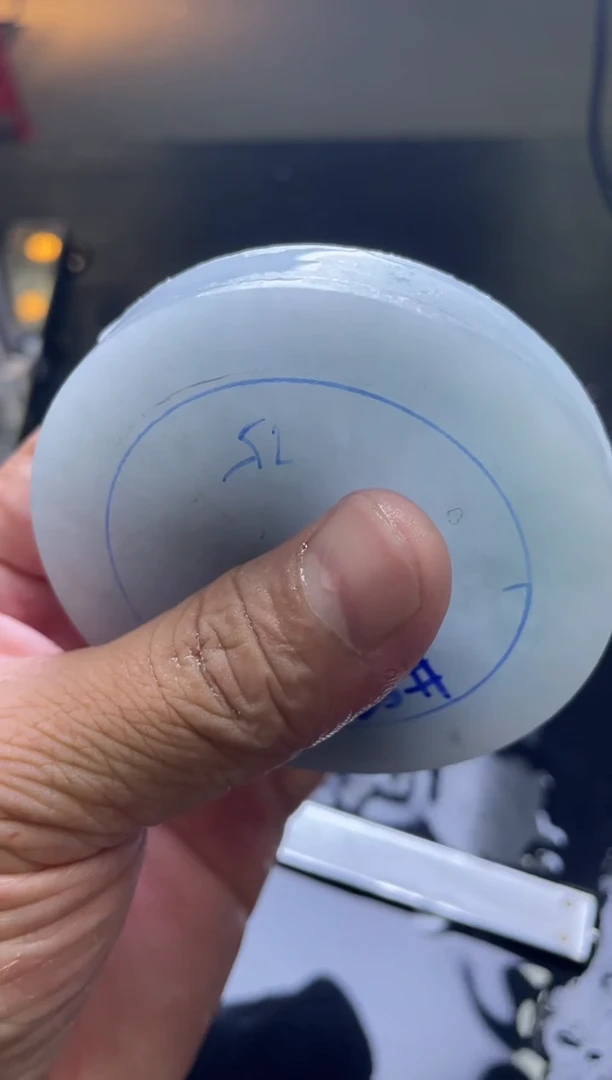 未镶嵌手镯定制翡翠?****?翡翠定制手镯含芯