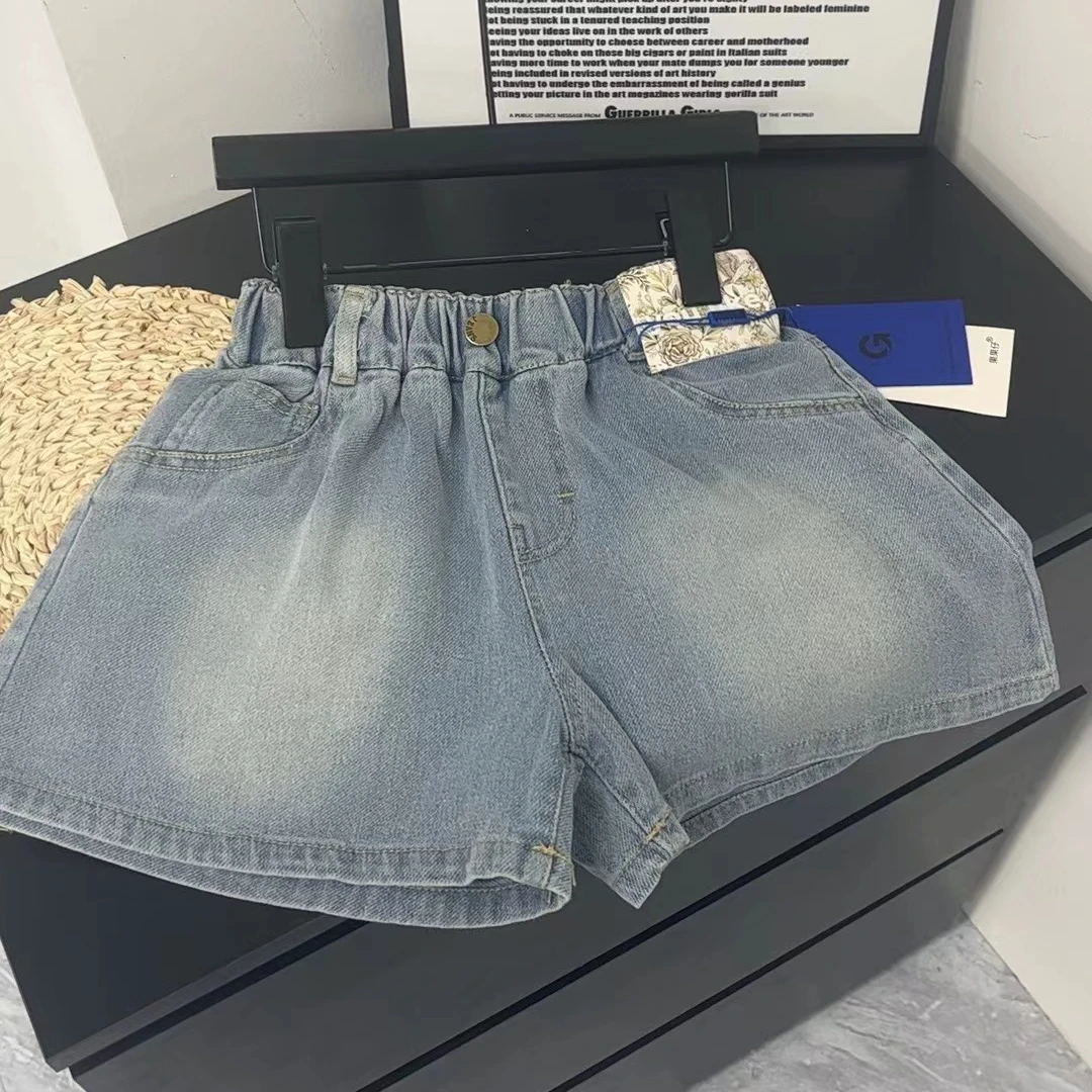 女童花朵贴标牛仔短裤963