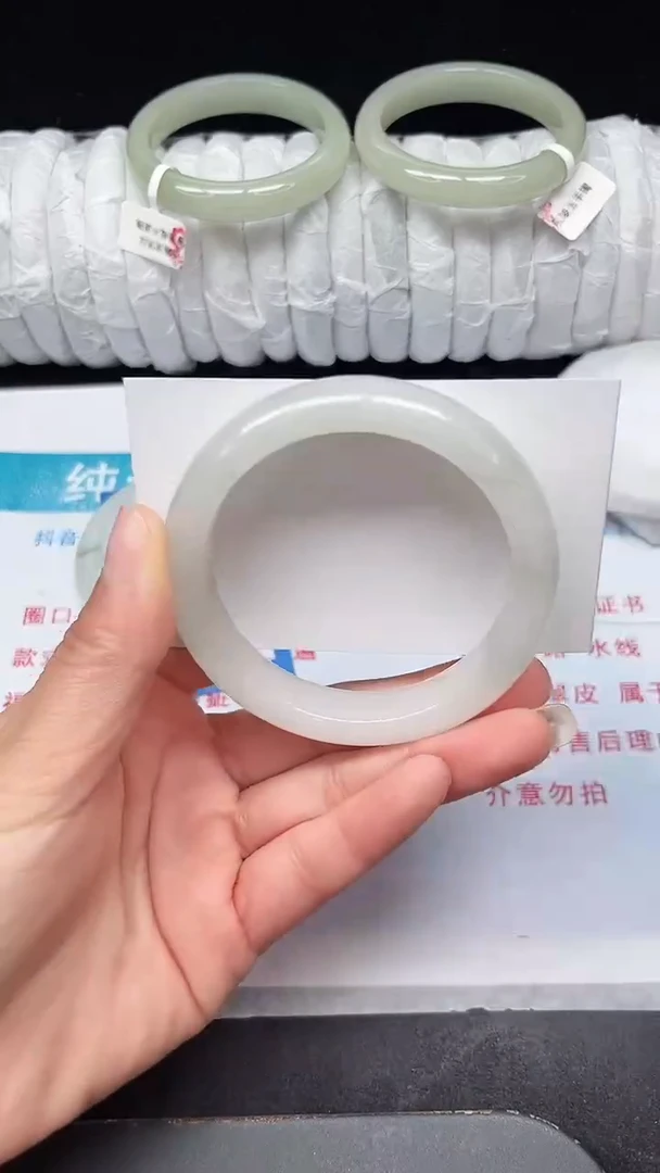 未镶嵌手镯石英质玉54-56/57