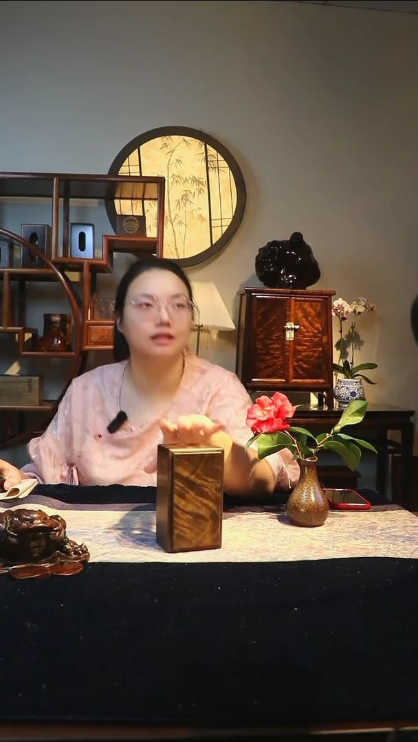 金丝楠阴沉木水波纹抽拉盒
