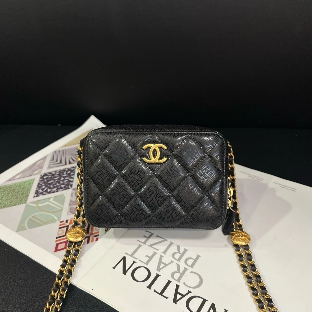 99新 Chanel/香奈儿 专柜24300 22A黑金金币相机斜挎B5886