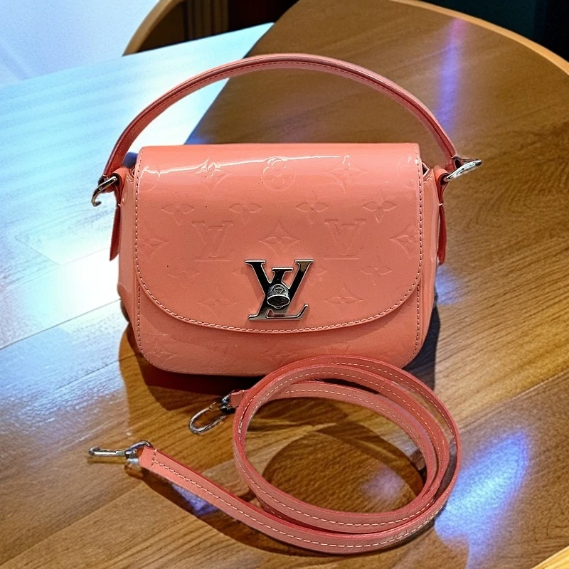95新 LouisVuitton/路易威登 粉色漆皮手提单肩包  1188 5602