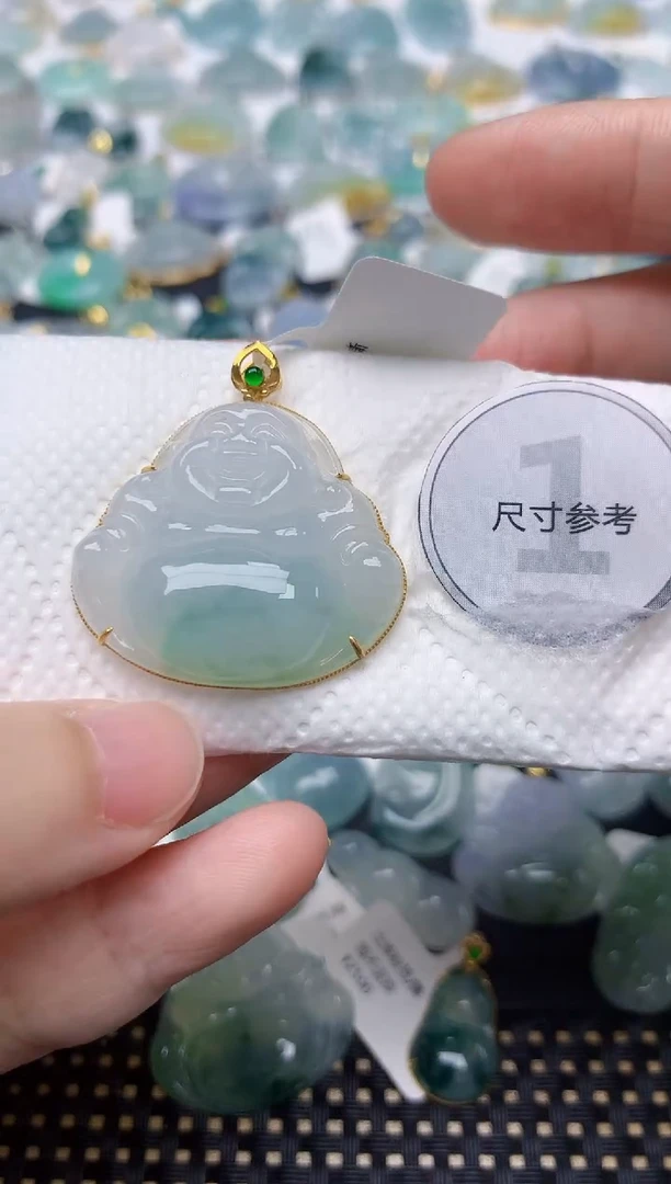 颈饰18K金镶嵌翡翠天然缅甸A货翡翠