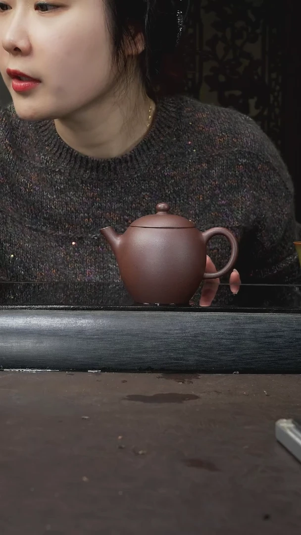 【闪购商品】紫砂茶壶老紫泥 美人肩150cc 042