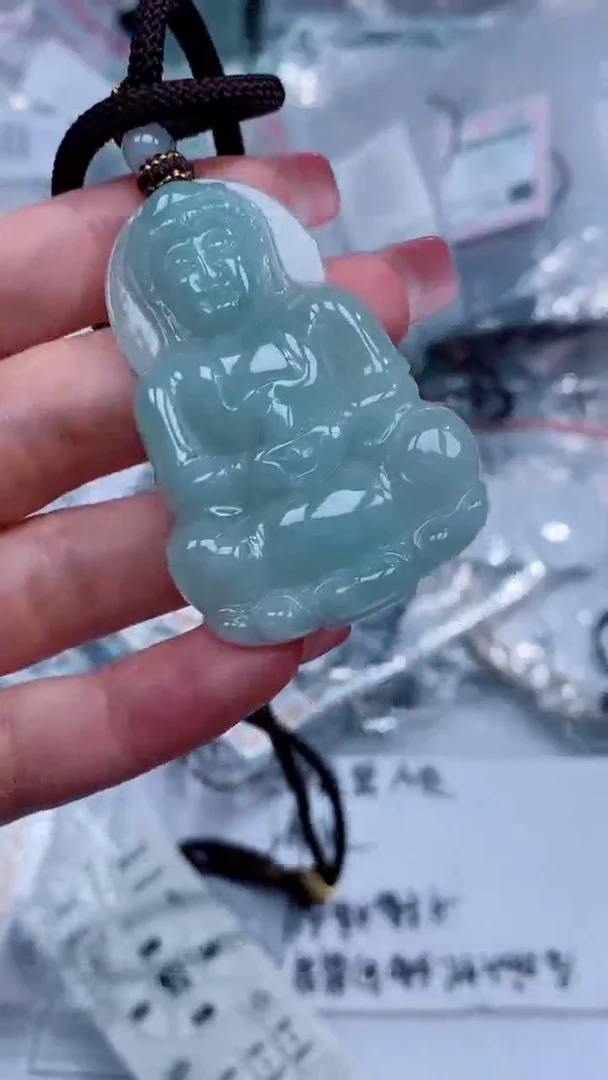 翡翠未镶嵌颈饰吊坠