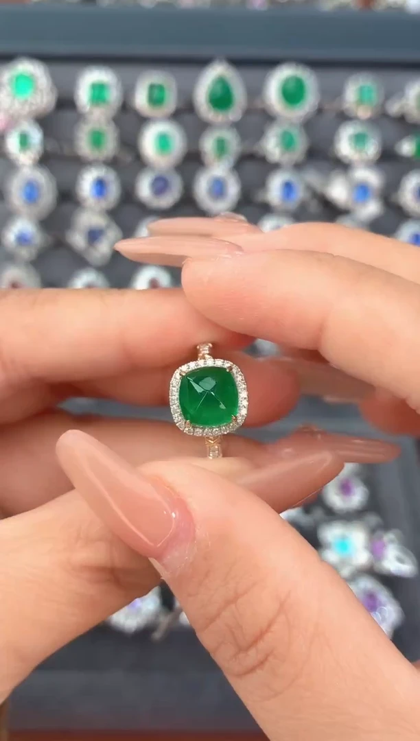 18K金镶嵌戒指祖母绿-2.76克拉