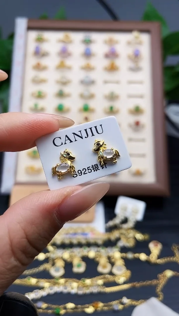 银S925镶嵌翡翠耳饰2