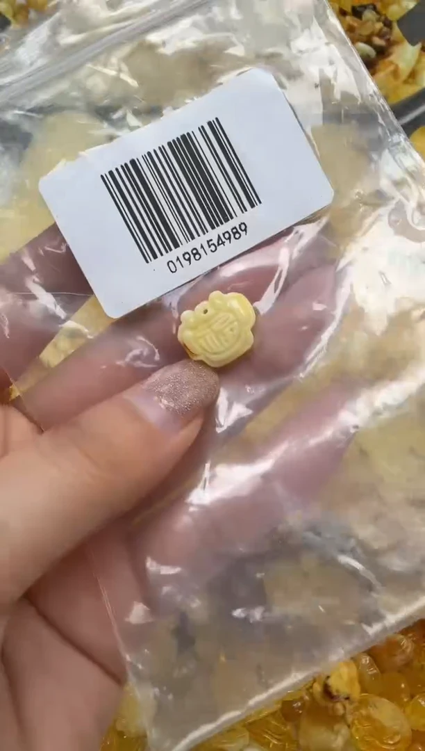 裸石琥珀未镶嵌如图