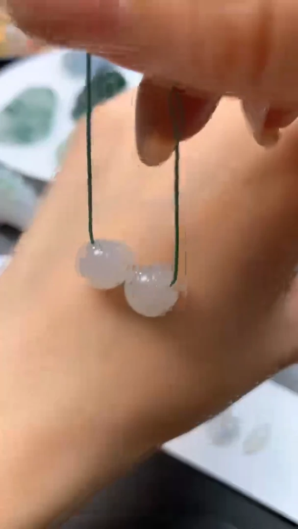 【闪购商品】定制翡翠未镶嵌翡翠一对