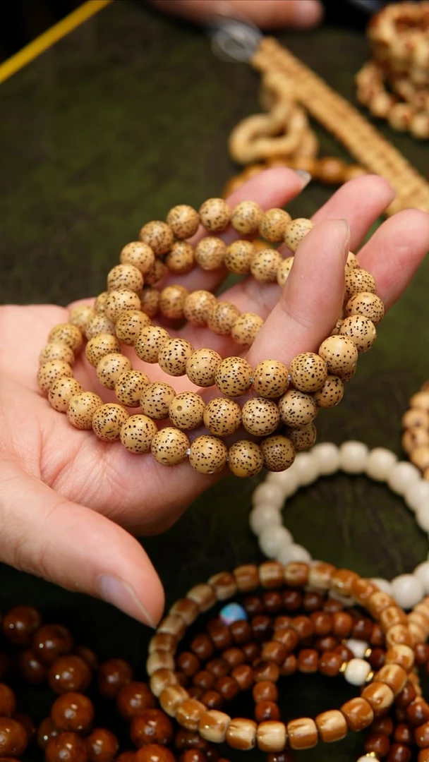 吊坠星月菩提星月单圈老料鸡油黄