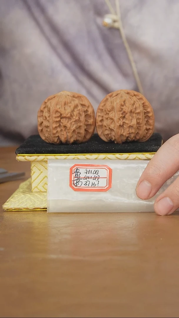 把件文玩核桃白狮子微修